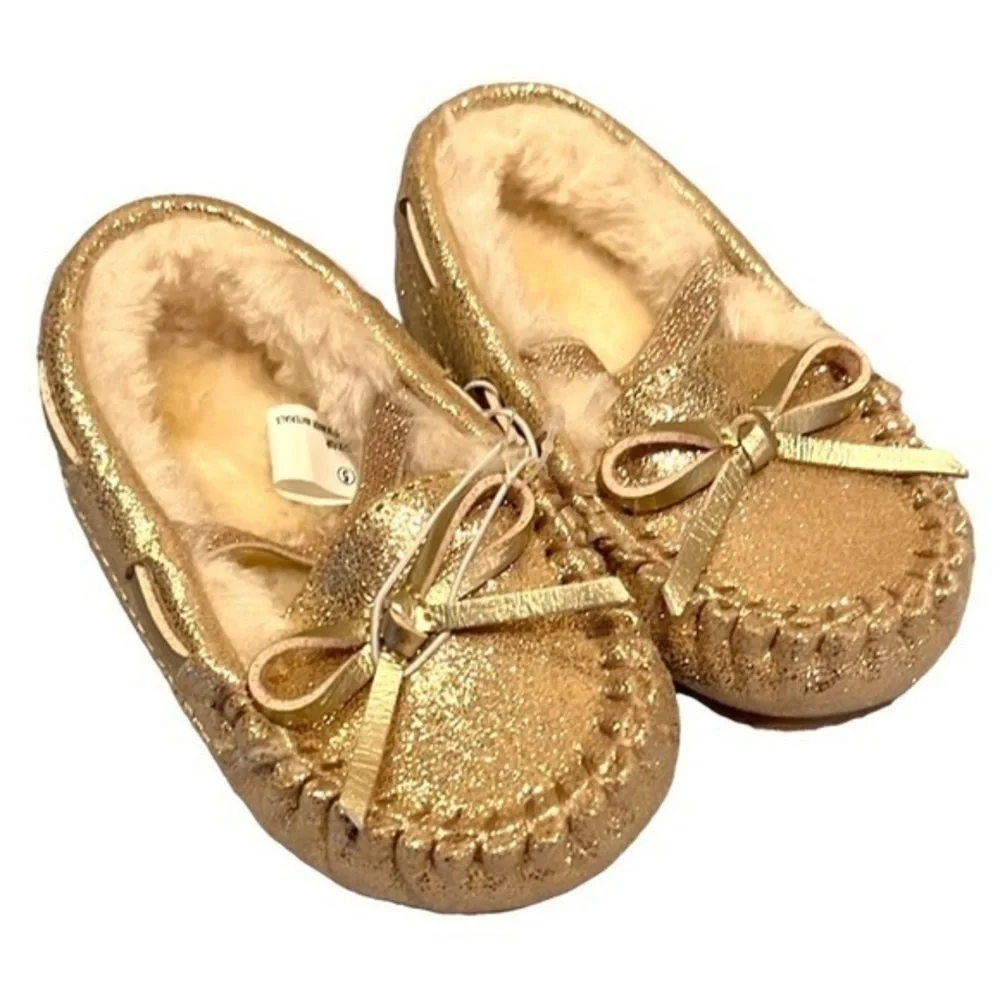 NEW Gold Glitter faux Fur Lined Moccasins Size 5